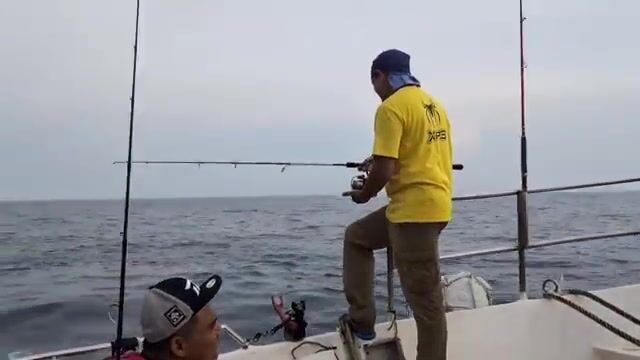Пенанг учит джиговать: каранкс и тенгири на глубокой воде