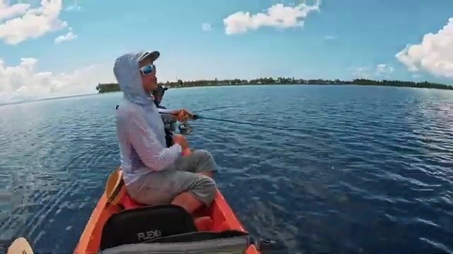Ловите на джиг с каяка у Мальдив без эхолота - только по течению