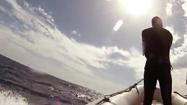 Сколько нырков нужно у маяка Пунта-Компьенда, чтобы взять окуня на Ла-Пальме?