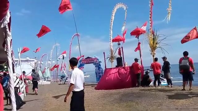 Вечерний джиггинг у Ловины: рыбацкие лодки Бали