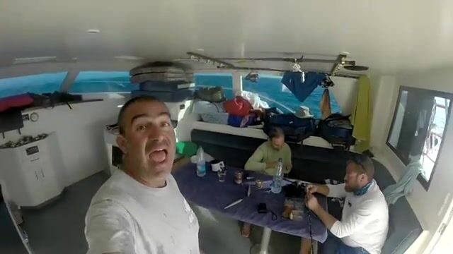 «Ещё один денёк в этом чёртовом раю»: поппинг у рифов Новой Каледонии