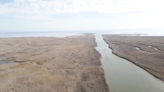 Астраханские раскаты: 50 км на ПВХ лодке до каспийских ям