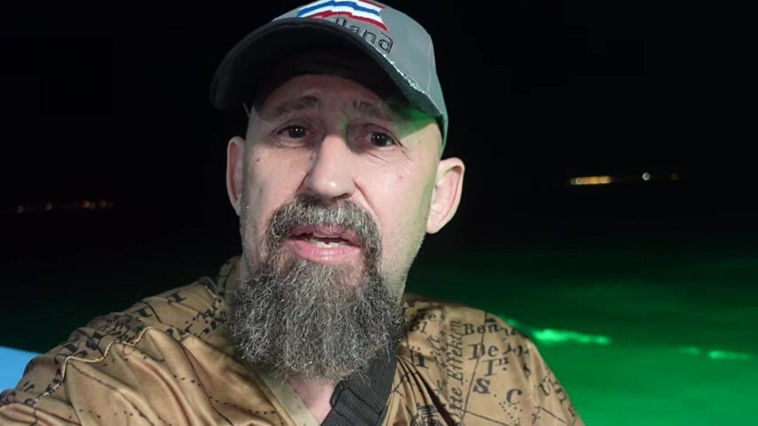 На ночной ловле кальмара у Самета всех обловила десятилетняя девочка
