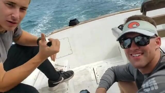 Донная рыбалка на Арубе со спинорогом вместо групера
