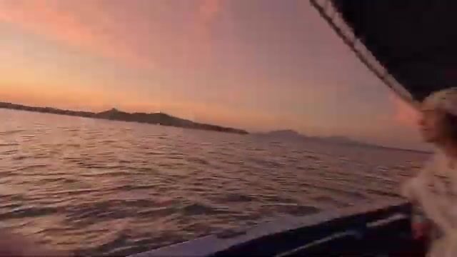 Вечерняя ловля кальмара с лодки у острова Самет