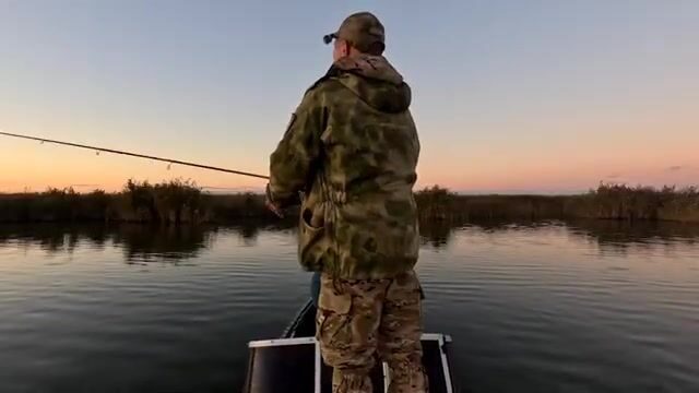 Осенний поиск щуки на Темрюкских лиманах