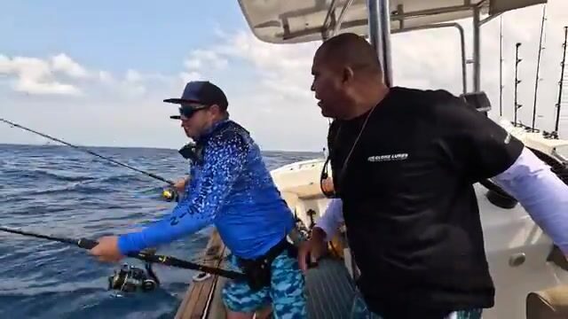 Мозамбик: амберджек на 400-граммовый джиг и тунец на блесну