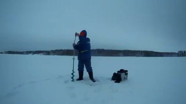 Зимняя рыбалка в Карелии на Березовом затоне