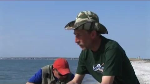 Пеленгас на лиманного червя в Азовском море