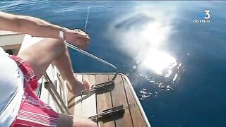 Танута в заливе Аяччо с друзьями детства