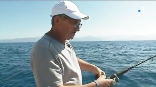 Танута в заливе Аяччо с друзьями детства