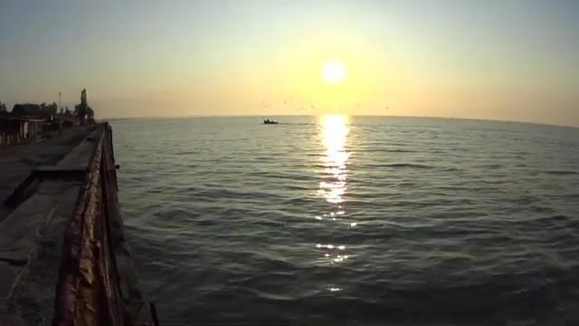 Утренняя рыбалка в Седово на Азовском берегу
