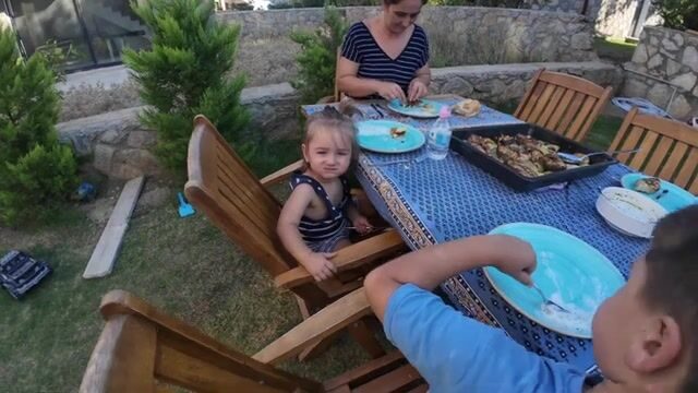 Датча: ловля корифены на силикон и живца у полуострова