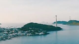 Канатная дорога из Антхой ведёт на Хон-Том