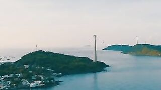 Канатная дорога из Антхой ведёт на Хон-Том