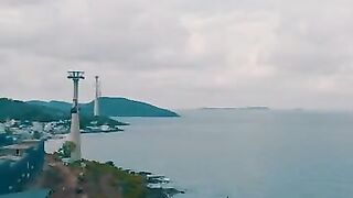 Канатная дорога из Антхой ведёт на Хон-Том