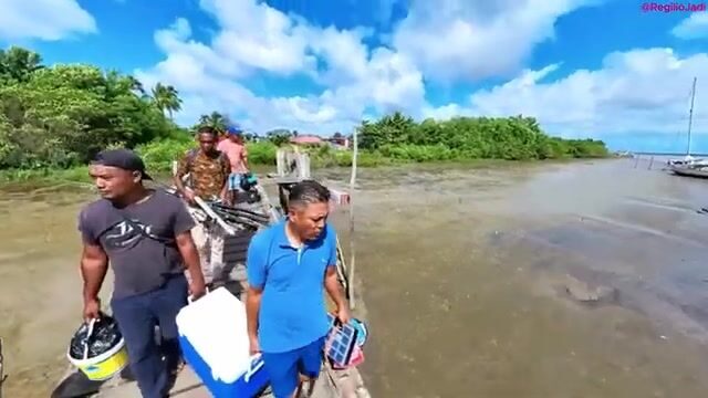 День на лодке по реке Суринам от пристани Леонсберг