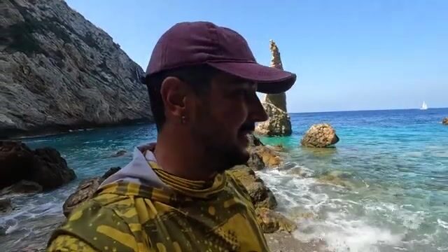 Датча на каяке: групер у бухты Паламутбюкю