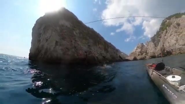Симеиз и Чёрная речка: ставрида у скалы Дива, щука в пресной воде