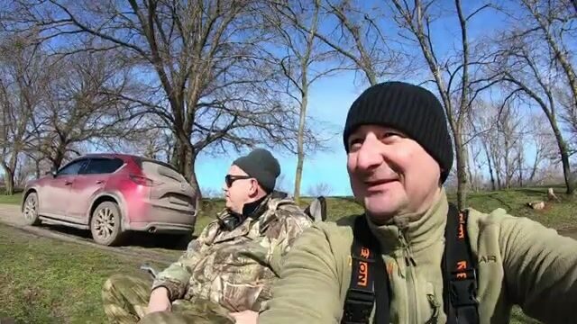 Вечерняя ловля на теплом канале принесла сазанов и амуров на кукурузу
