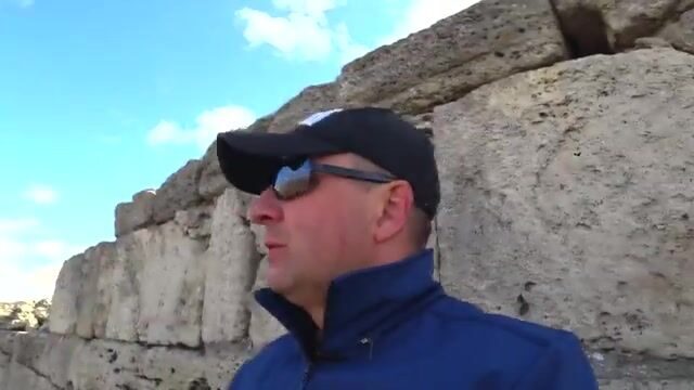 Разговоры с береговыми рыбаками в Черноморском