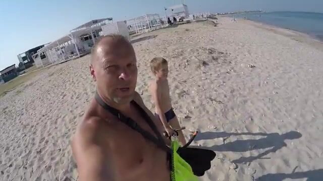 Подводная встреча с крабами на песке и ракушечнике у Оленевки