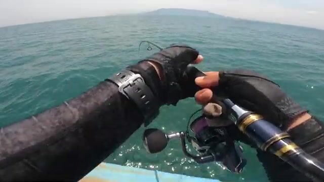 Джиговая ловля в море у Вунгтау с тремя товарищами