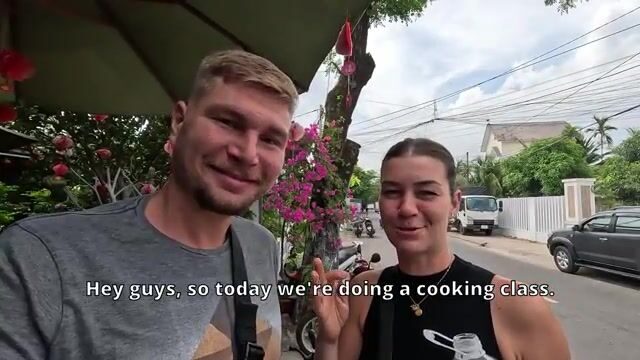 Ловля маленьких крабов на креветку и выпуск в Хойане