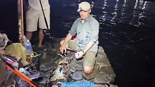 Крупный групер в Вунгтау и поврежденная оснастка после вываживания