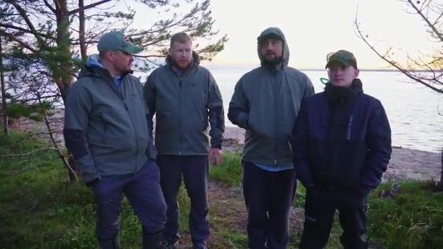 Первый хариус на таежной реке в Архангельской области
