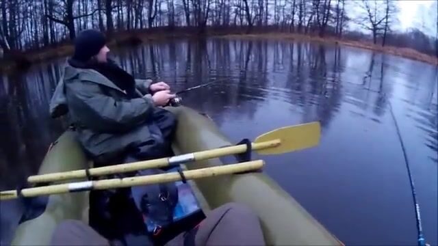 Декабрьский переезд с озера на канал под Калининградом