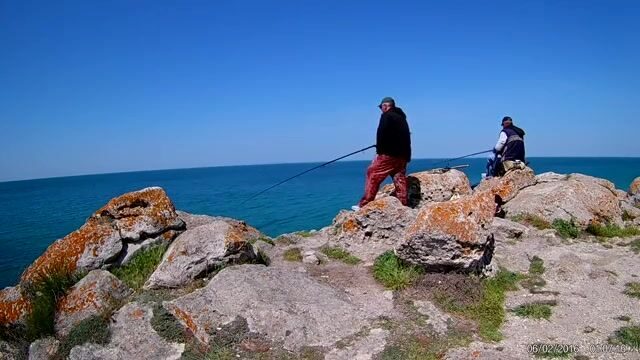 Ловля бычка со скал в Щёлкино