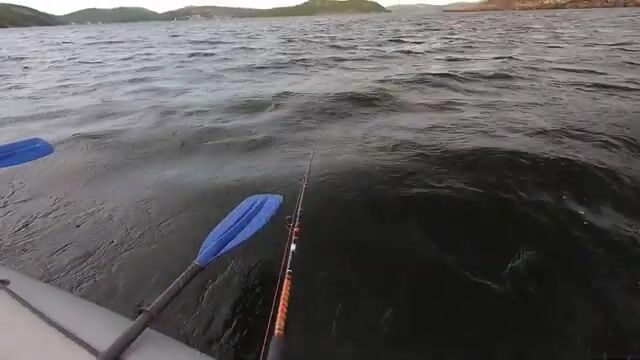 Сорванная ветром рыбалка с Наташей на байдарке у Ура-Губы