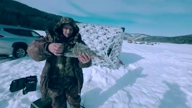 Зимняя рыбалка на Красноярском водохранилище