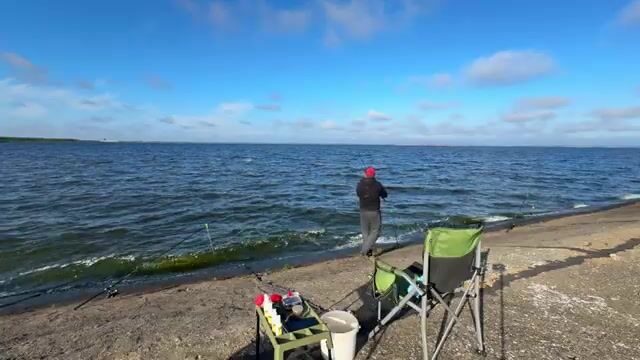 Ветреный день на Горьковском водохранилище и переезд на Волгу