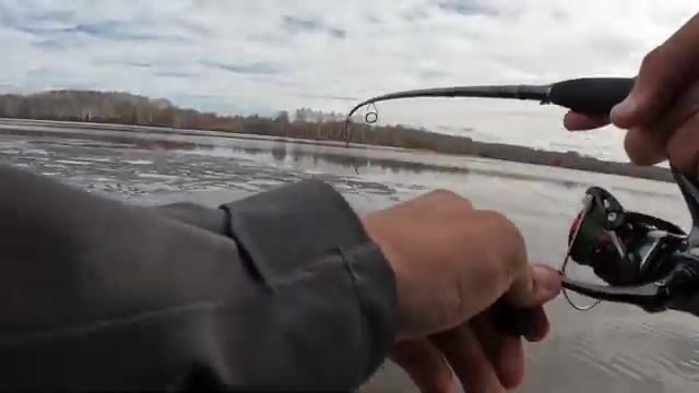 Поиски судака в ледовой обстановке на Горьковском водохранилище