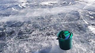 Рыбалка на Малом море у Трех Братьев с многочисленными сходами рыбы
