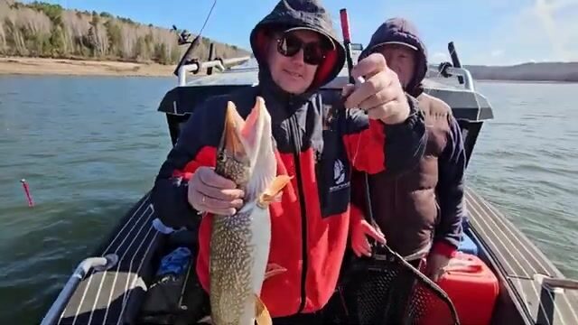 Ночлег с печкой после шторма на Красноярском водохранилище