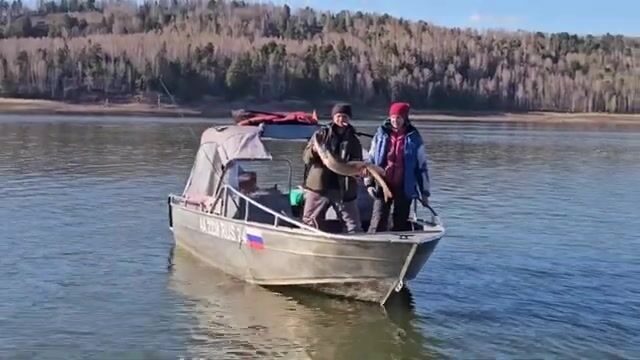 Ночлег с печкой после шторма на Красноярском водохранилище