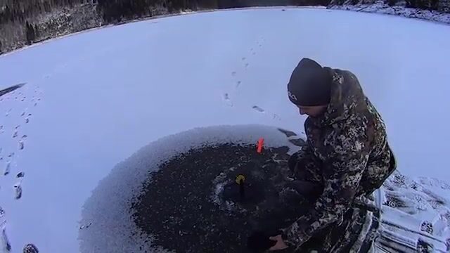 Первый лед Бирюсинского залива