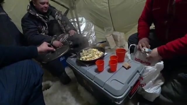 Ловля в Унской губе с палаткой и печкой