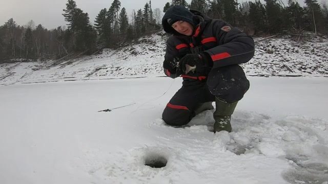 Пеший выход на первый лёд Бирюсинского залива