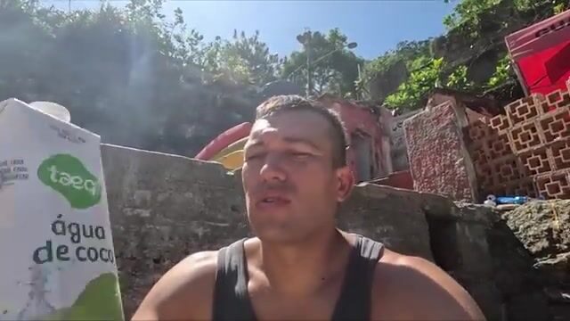 Первая поимка на местный самодур принесла сразу три рыбы в Рио-де-Жанейро