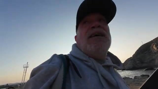 Первый заброс с мола на Миконосе во время круизной стоянки