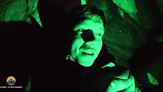 Вытягивание сети с форелью из озера в перуанских Андах