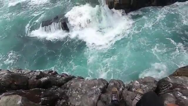 Чаво обогнал меня по улову на новой точке с кабрильей и сапо в Перу