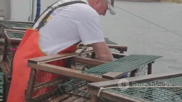 Ручная леска и прибрежные ловушки на Доминике