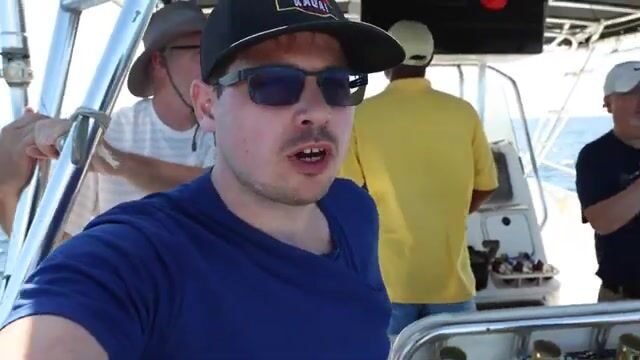 Барракуда и маленький полосатый тунец на выходе у Сент-Китса