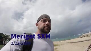 Небольшой тарпон в канале у дороги и сход более крупной рыбы на Сен-Мартене