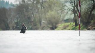 Маленькая форель на воблер Cardiff Folletta на Дунайце